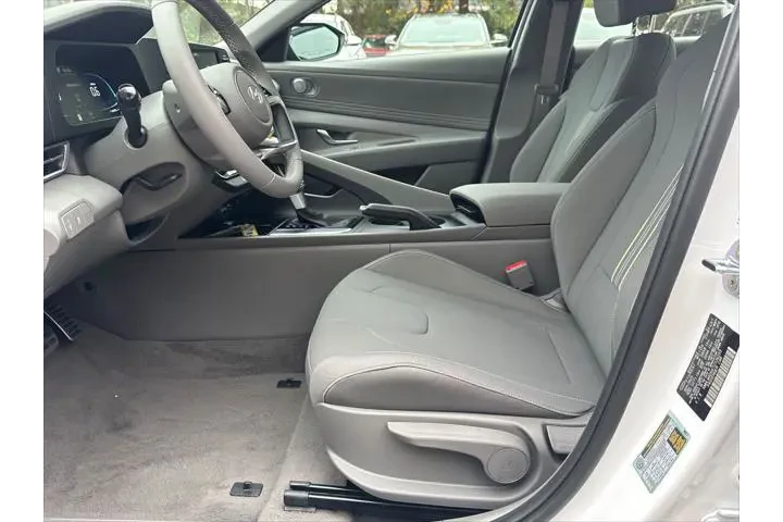 $23443 : Hyundai ELANTRA 2026 SEL Spo image 9