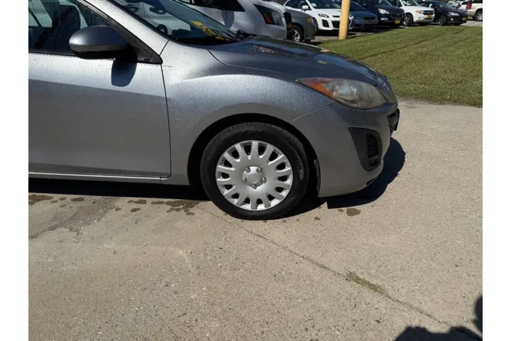 $4995 : 2011 MAZDA3 i Sport image 3