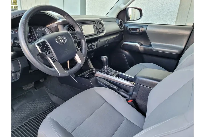 $28995 : Silver Certified 2018 Tacoma image 10