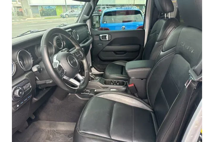 $26795 : Jeep Wrangler Unlimited 2022 image 8