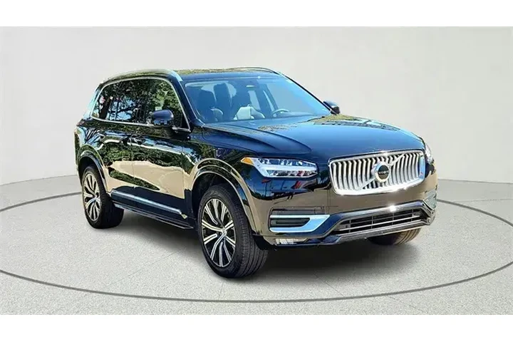 $33899 : Volvo XC90 2024 AWD B5 Core image 1