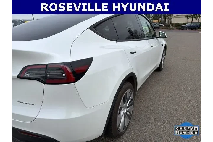 $29991 : Tesla Model Y 2023 AWD Long image 6