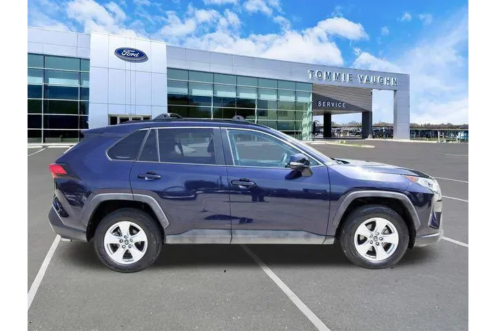 $20591 : Toyota RAV4 2019 XLE 4dr SUV image 5