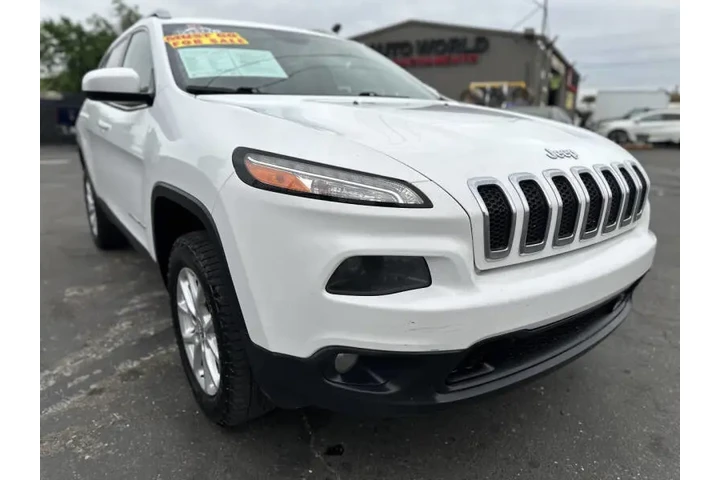 $6995 : 2017 Cherokee image 1