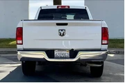 $22985 : Ram 1500 Classic 2021 4x2 Tr thumbnail