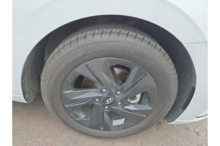 $19988 : Hyundai ELANTRA Hybrid 2021 image 2