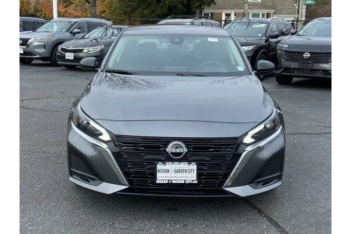 $20350 : Nissan Altima 2025 2.5 S 4dr image 2