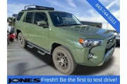 $32383 : Toyota 4Runner 2022 4x2 Trai thumbnail