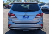 $17999 : Hyundai SANTA FE 2017 AWD SE thumbnail
