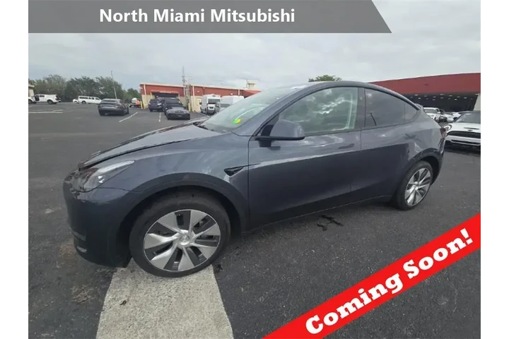 $24490 : Tesla Model Y 2023 4dr Cross image 1