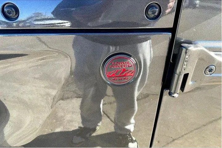 $35995 : Jeep Wrangler Unlimited 2021 image 8