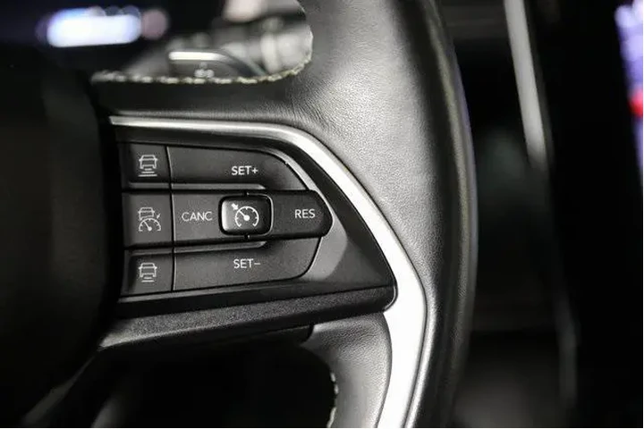 $24495 : Jeep Grand Cherokee L 2021 4 image 6