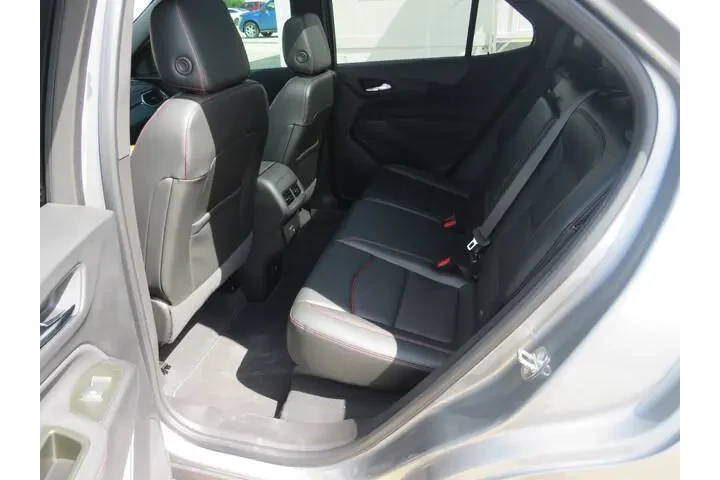 $30991 : Chevrolet Equinox 2023 RS 4d image 6