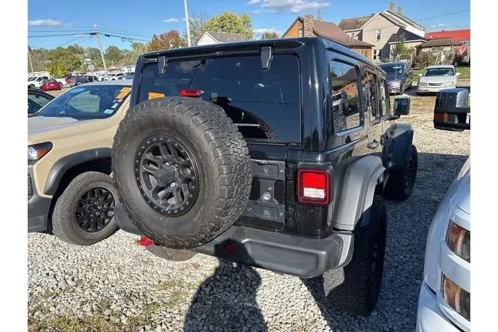 $33830 : Jeep Wrangler Unlimited 2021 image 3