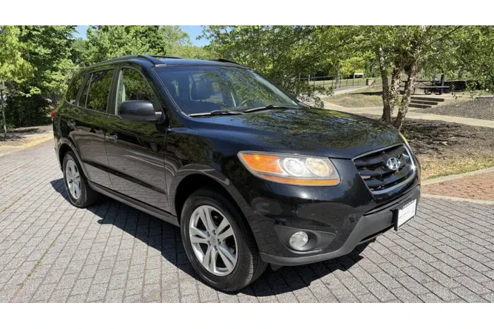 $3800 : 2011 Santa Fe Limited image 8