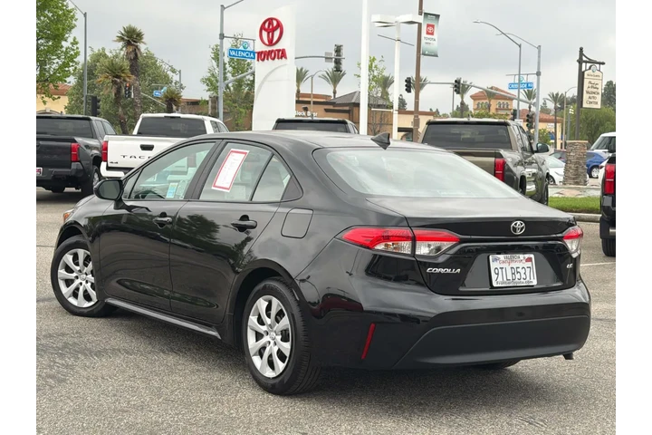$24123 : Toyota Corolla 2025 LE 4dr S image 5