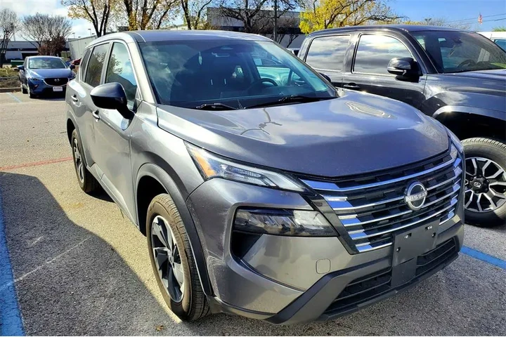 $21599 : Nissan Rogue 2024 AWD SV 4dr image 1