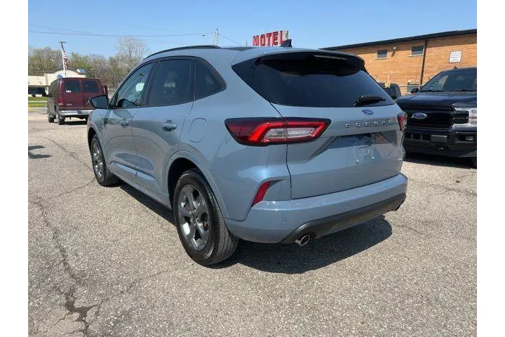 $24642 : Ford Escape 2024 AWD ST-Line image 5