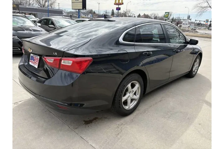 $9990 : 2016 Malibu LS Fleet image 7