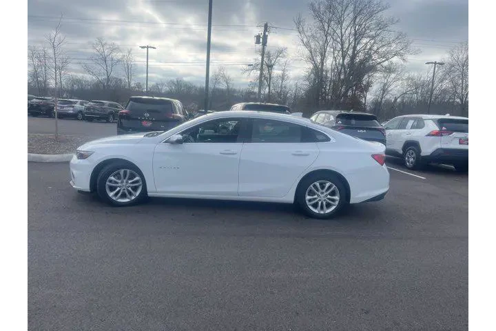 $13725 : Chevrolet Malibu 2018 Hybrid image 4