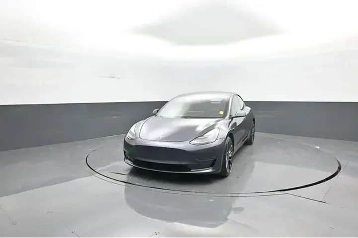 $28923 : Tesla Model 3 2021 AWD Perfo image 2