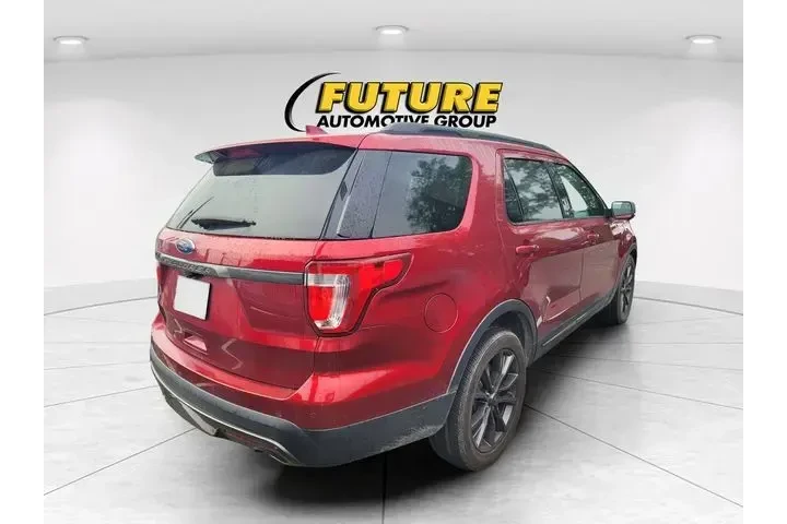 $19888 : Ford Explorer 2017 XLT 4dr S image 3