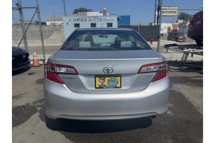 $15995 : 2014 Camry LE image 7