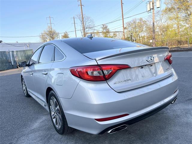 $9995 : 2016 HYUNDAI SONATA image 6