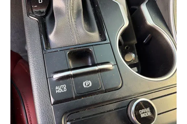 $26992 : Kia K5 2023 GT-Line 4dr Seda image 8