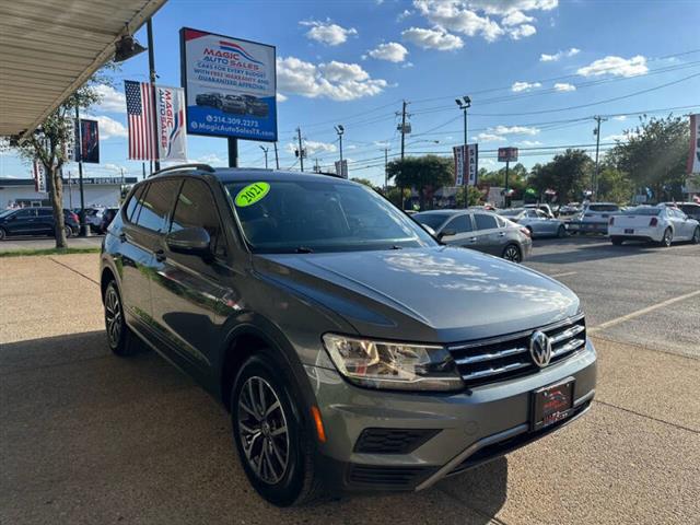 $19900 : 2021 Tiguan S image 3