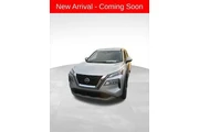 $19052 : Nissan Rogue 2023 SV 4dr Cro thumbnail