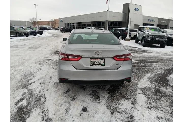 $20800 : Toyota Camry 2022 LE 4dr Sed image 8