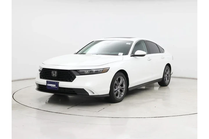 $26998 : Honda Accord 2024 EX 4dr Sed image 4