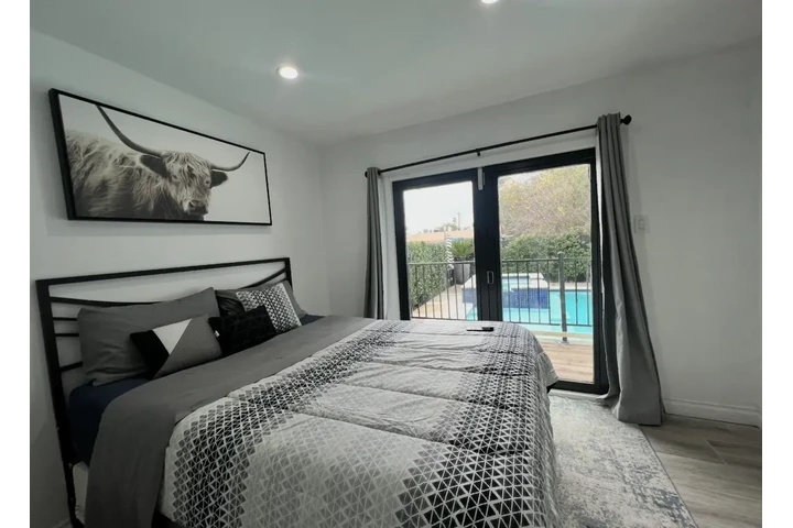 $3200 : 2 bed 1 bano Pasadena image 6