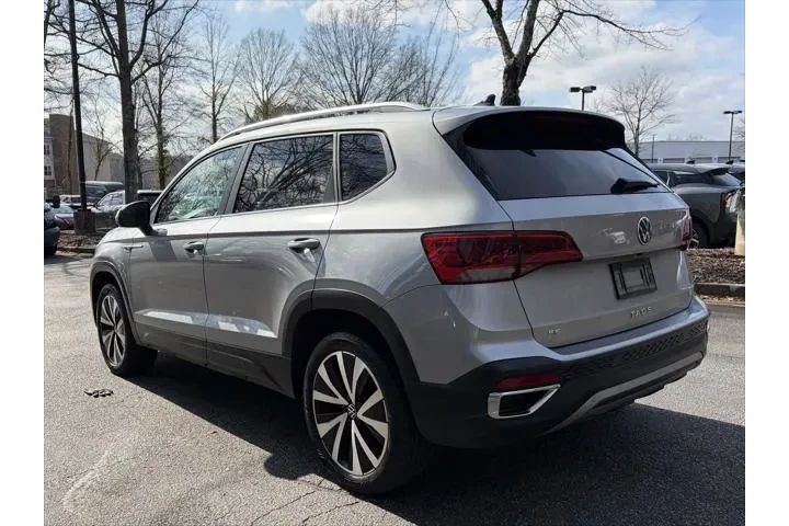 $18319 : Volkswagen Taos 2024 SE 4dr image 3