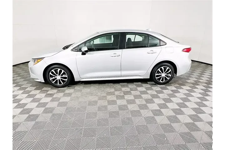 $19900 : Toyota Corolla 2023 LE 4dr S image 4