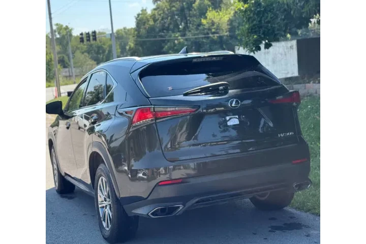 $13999 : 2019 NX 300 image 5