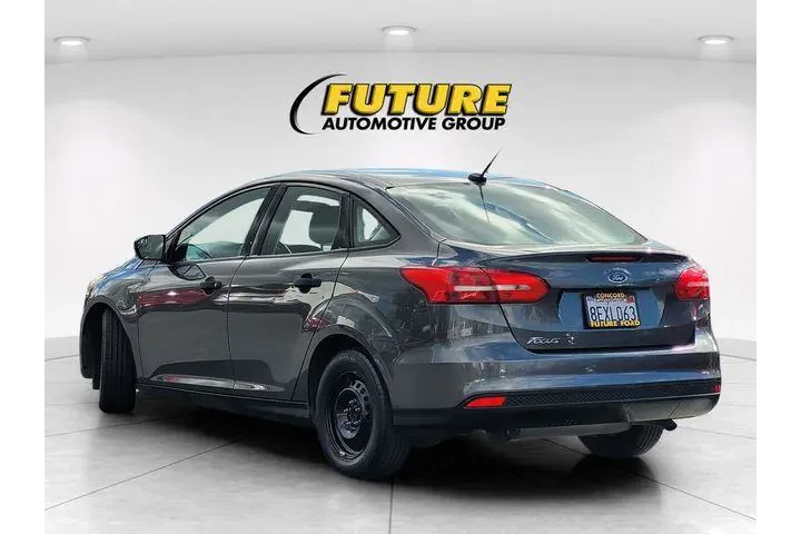 $9888 : Ford Focus 2018 S 4dr Sedan image 9
