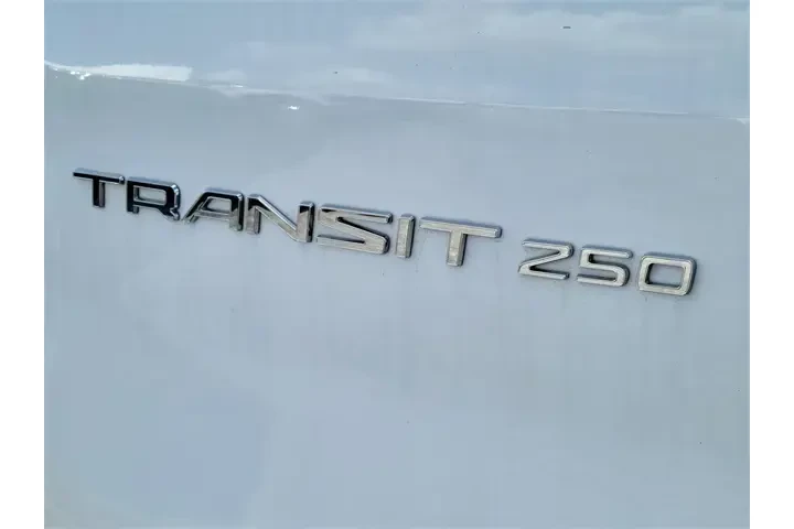 $28991 : Ford Transit 2024 250 3dr SW image 5