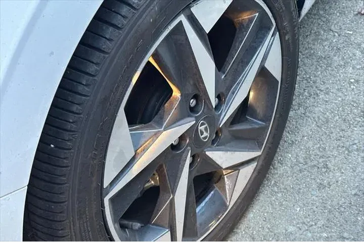 $21990 : Hyundai ELANTRA Hybrid 2023 image 7