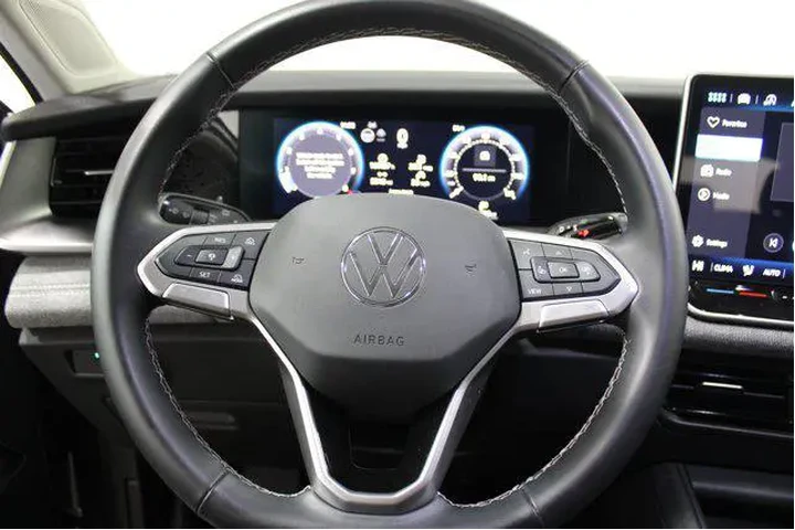 $28993 : Volkswagen Tiguan 2025 S 4dr image 9