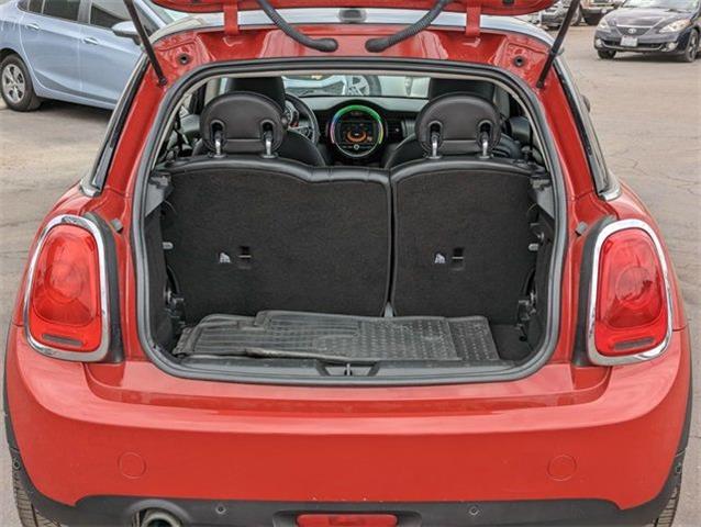 $15997 : 2017 MINI Cooper Hardtop 2 Do image 10