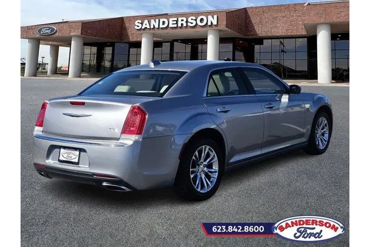 $11888 : Chrysler 300 2017 Limited 4d image 3