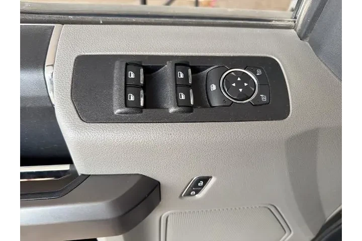 $23507 : Ford F-150 2020 4x4 XLT 4dr image 8