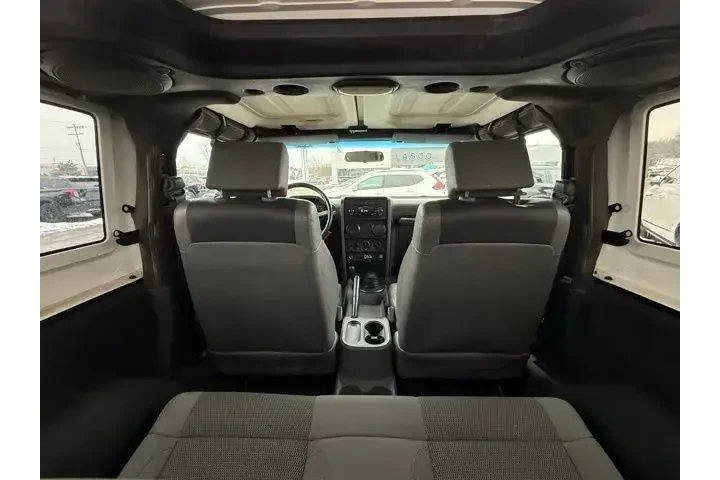 $9500 : Jeep Wrangler 2007 4x4 X 2dr image 9