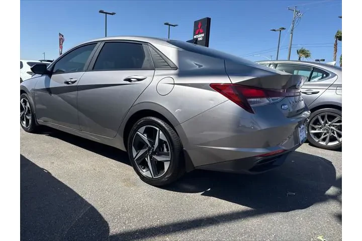 $21489 : Hyundai ELANTRA 2023 SEL 4dr image 7