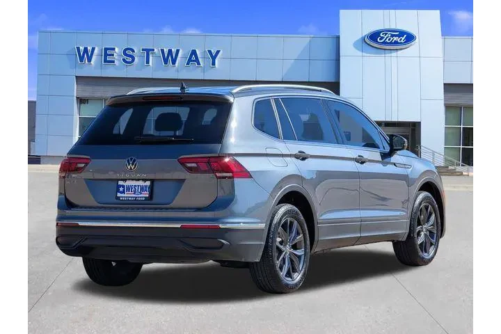 $22603 : Volkswagen Tiguan 2023 SE 4d image 3