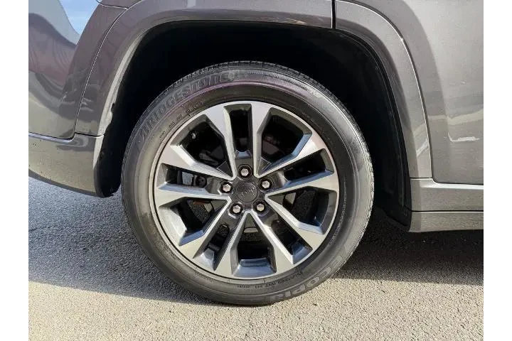 $37000 : Jeep Grand Cherokee 2023 4x4 image 9