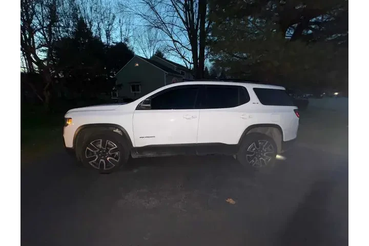 $21140 : GMC Acadia 2021 4x4 SLE 4dr image 1