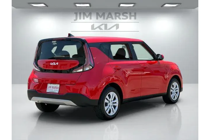 $16988 : Kia Soul 2023 LX 4dr Crossov image 6